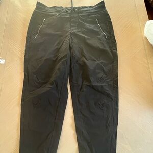 Athleta Black Women's Slim Zip Pocket Joggers